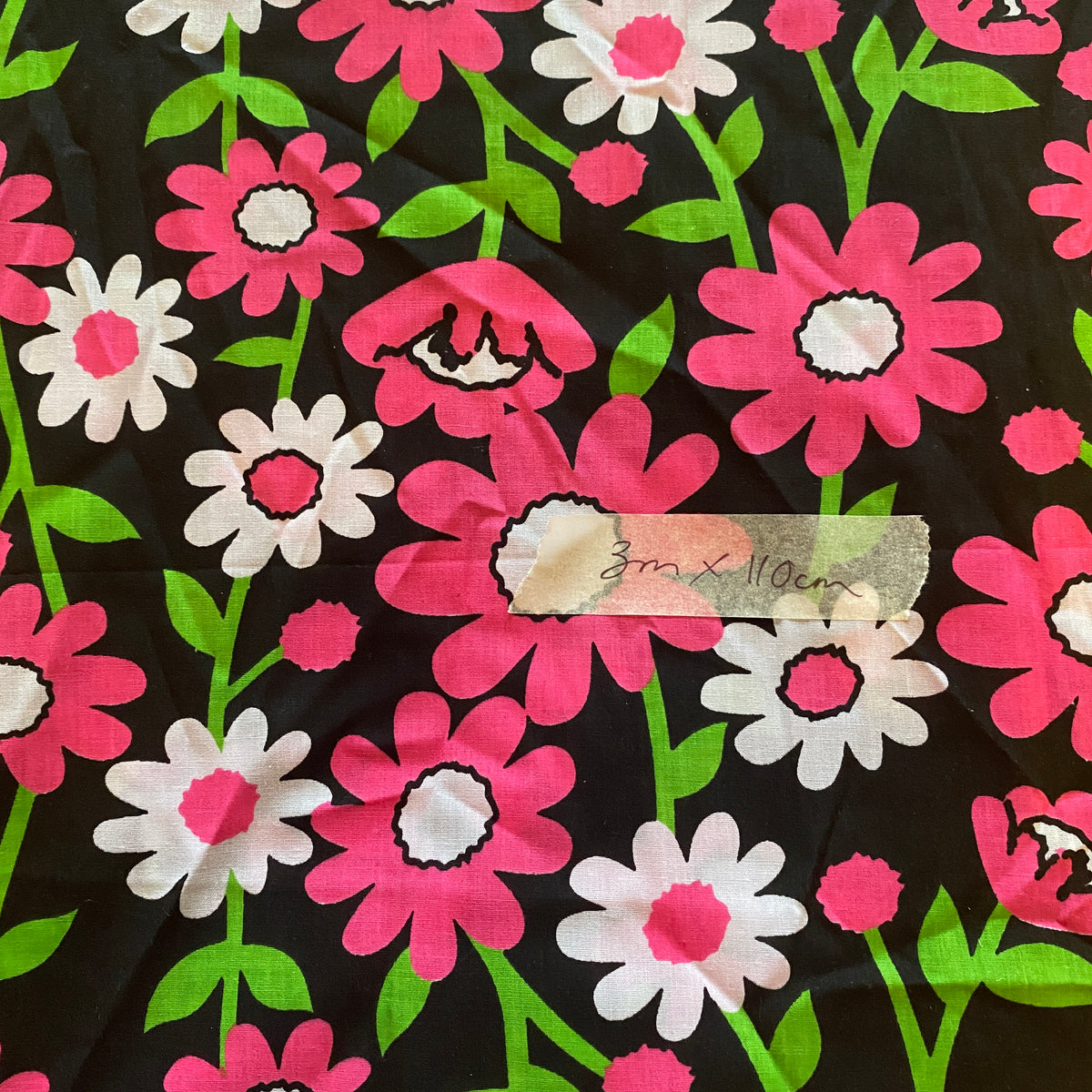 SAMPLE SALE - 3m retro floral fabric