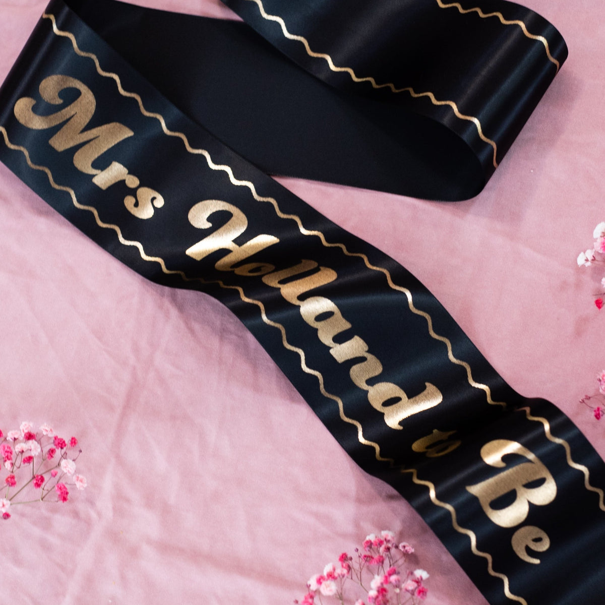 Metallic Zig Zag 'Mrs to Be' Gold Foil Hen Party Sash - Choice of Colours